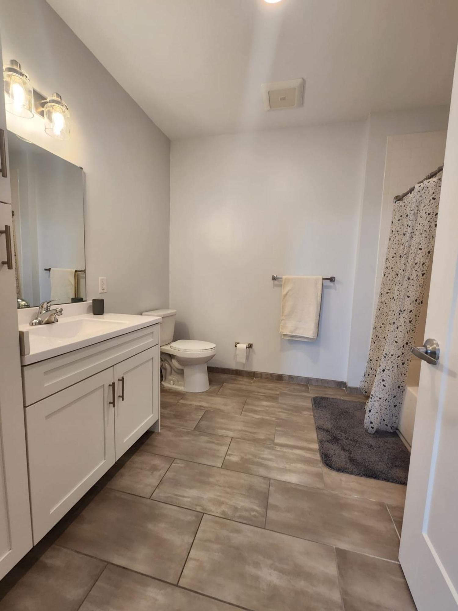 Pristine 2Br Apt With Modern Amenities Near Nyc Apartment Джърси Сити Екстериор снимка